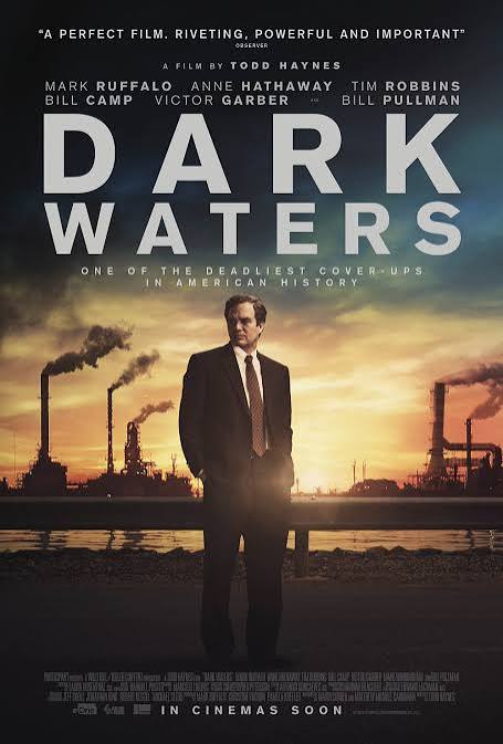 Cartel de Dark Waters